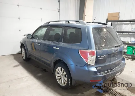2011 Subaru Forester 2.5X Premium из США, поврежденный, VIN JF2SHBDCXBH766373